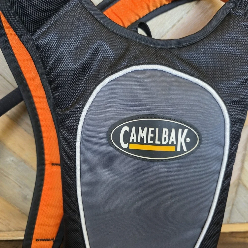 Camelbak Hydrapak Personal Hydration System 50 oz.‎ Gray Black Orange Snobowl